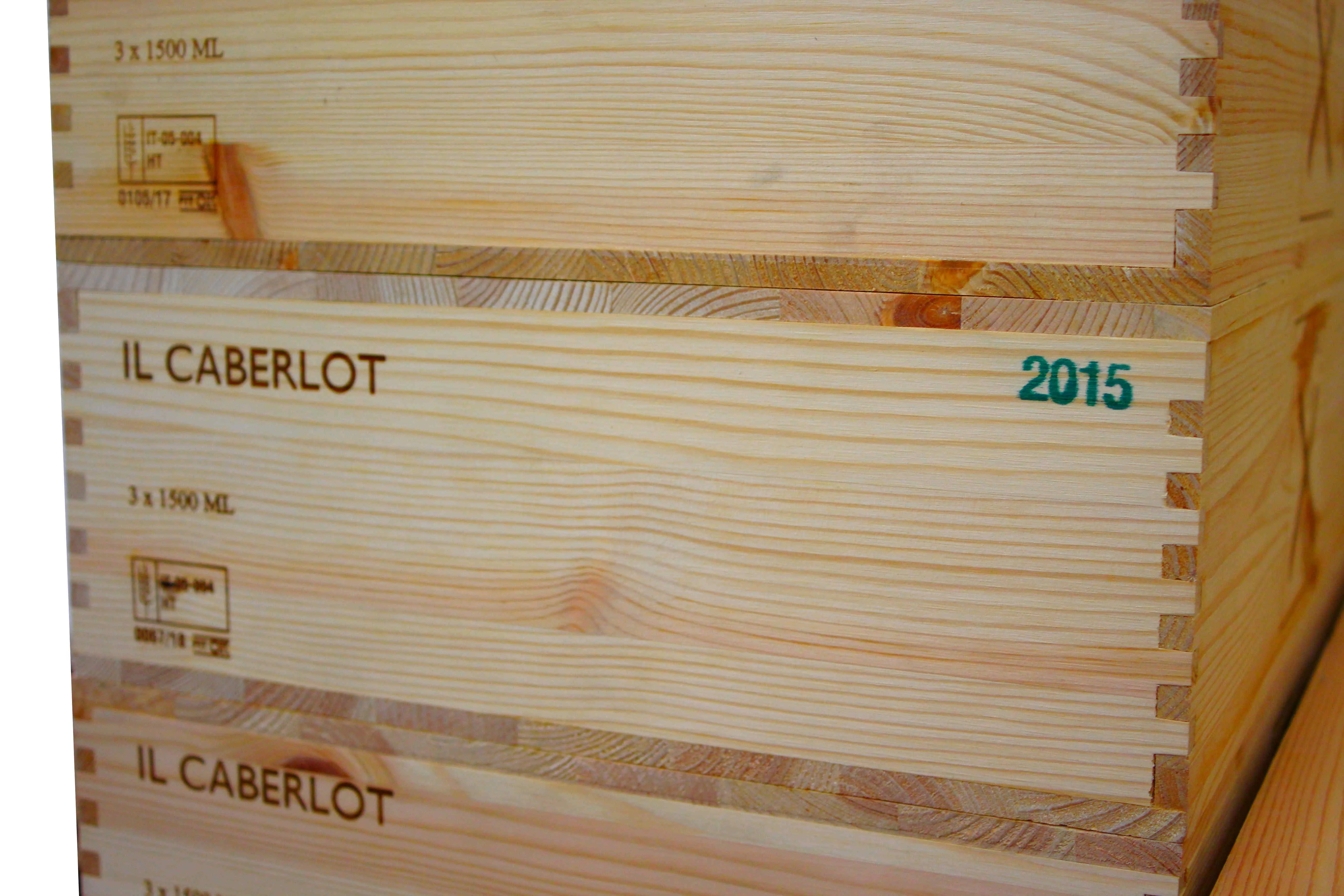 2015 Il Caberlot MAGNUM Naturholzbox - schräge Ansicht